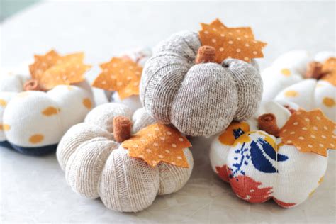 10-Minute Sock Pumpkins (Video) - Gluesticks Blog