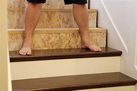 How to Install Oak Stair Treads With Molding and Riser – Easiklip Floors