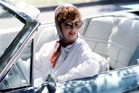 5 Thelma & Louise outfits we'd totally wear now | Thelma louise, Susan ...