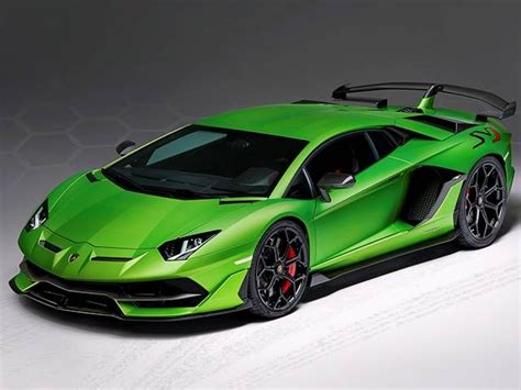 2022 Lamborghini Aventador Price, Value, Depreciation & Reviews ...