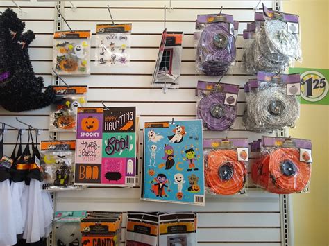 Halloween Decorations at Dollar Tree | DOLLAR STORE REVIEWER