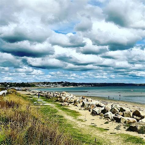 Dog Friendly Beaches in Penzance - BeachAtlas