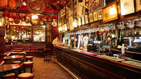 7 Best Covent Garden Pubs For Central London Drinking