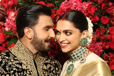 Deepika Padukone With Ranveer Singh : Ranveer Singh Jokes About Taking ...