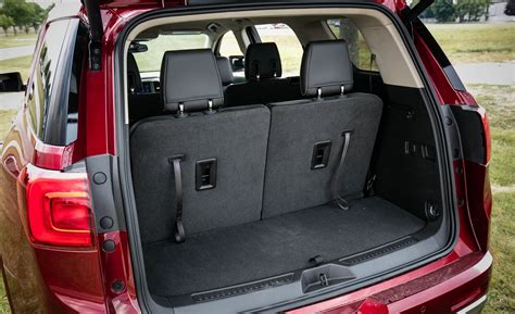 2017 GMC Acadia Denali AWD Interior View Cargo Gallery (Photo 34 of 56)