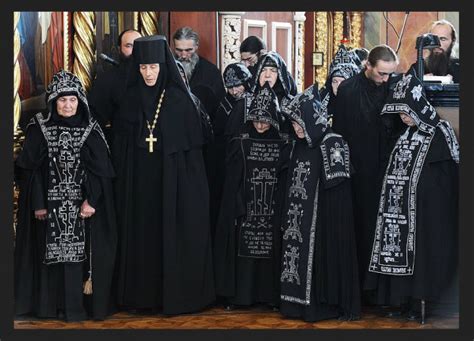 「Eastern Orthodox monks and nuns who have」|сташа in 🇧🇦🤍の漫画