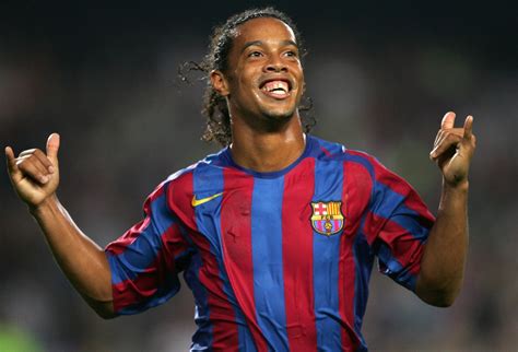 Ronaldinho Gaucho legger opp - drar på avskjedsturne etter VM