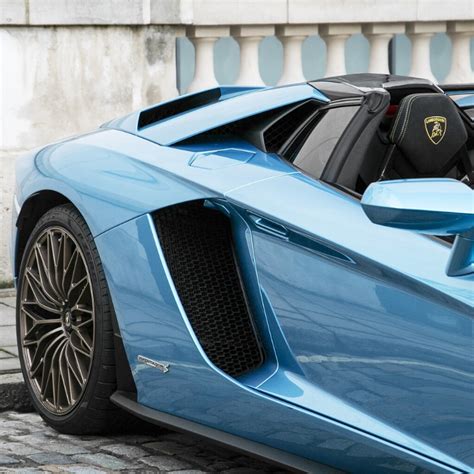 The 10 Best Paint Colors in the Lamborghini Squad