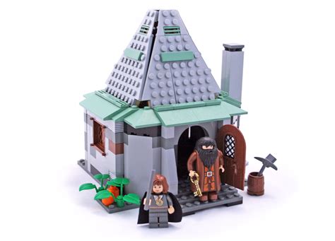 Hagrid's Hut - LEGO set #4754-1 (Building Sets > Harry Potter)