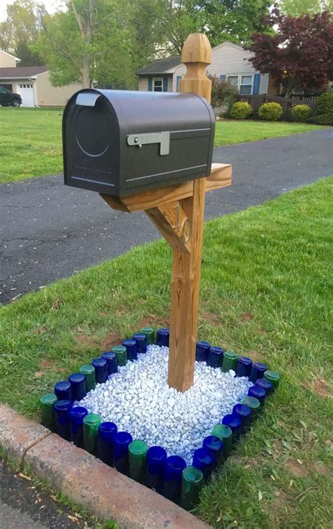 35+ Best Mailbox Landscaping Ideas For 2024 - FarmFoodFamily | Mailbox ...