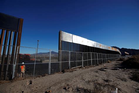 Nearly 700 Miles of Fencing at the US-Mexico Border Already Exist - ABC ...