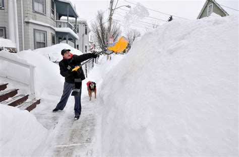 As Snow Piles Up in Boston, So Do Frustrations With Beleaguered Transit ...