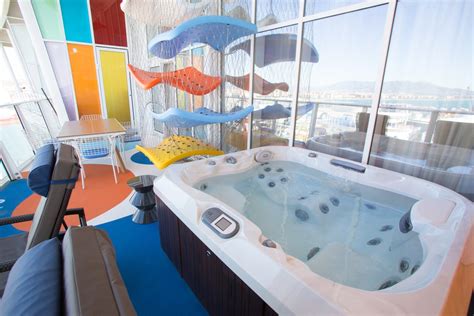 Touring Royal Caribbean’s $20,000 Per Week Ultimate Family Suite