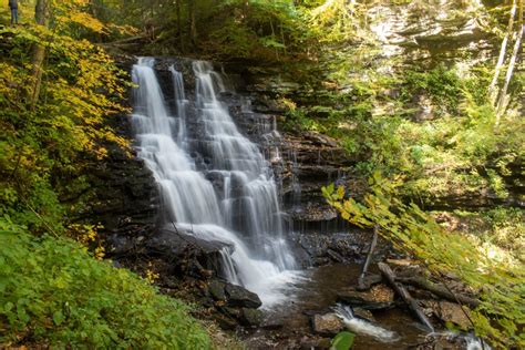 4 Amazing Fall Foliage Hikes in Eastern Pennsylvania - Prius for Two