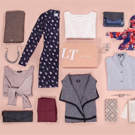 The 7 Best Clothing Subscription Boxes [For Men And Women]