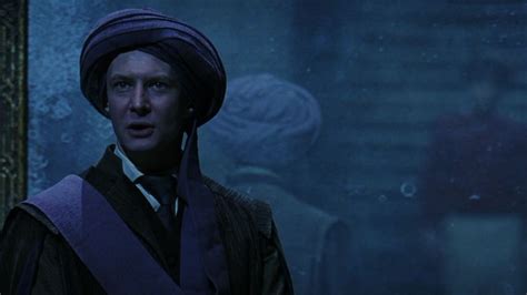 Why and how did Voldemort attach himself to Quirrell?