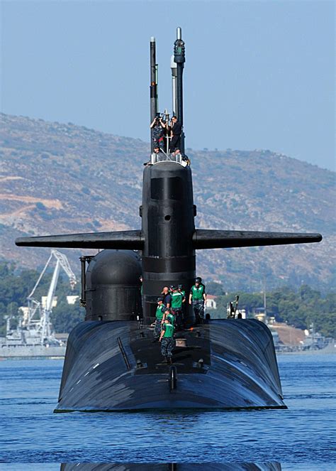 Navy.mil - View Image | Nuclear submarine, Us navy submarines, Navy ...