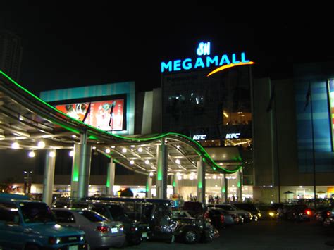 SM Megamall | www.maniladailyphoto.com SM Megamall | Analie Astorga ...