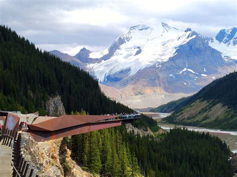 Columbia Icefield glacier adventure a chilling, fun side trip ...