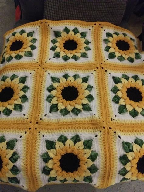 Finally finished this sunflower blanket! : r/crochet