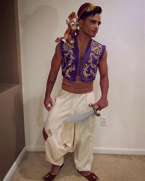 Aladino | Aladdin costume, Mens halloween costumes, Alladin costume