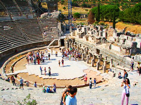 Discover the ancient splendor of Ephesus - A historical treasure in the ...