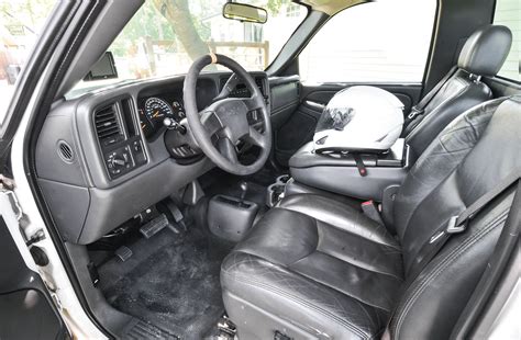 2006 Chevy Silverado Custom Interior