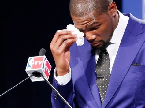 'You made us believe.' NBA player Kevin Durant cries, thanks his mother ...