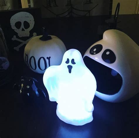 30 Creative Ghost Decorations Ideas for Your Halloween Party