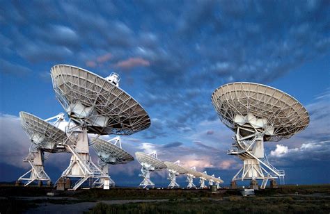 Iconic Radio Telescope Begins 7-year Search for New Objects - Sky ...