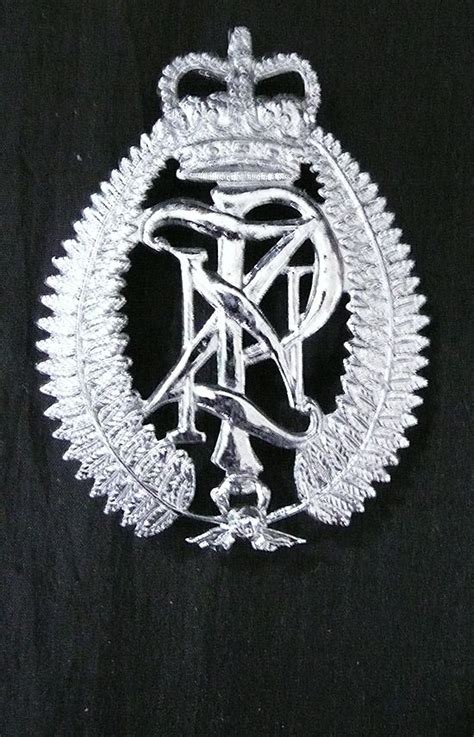 Vintage New Zealand Police Hat Badge from molotov on Ruby Lane