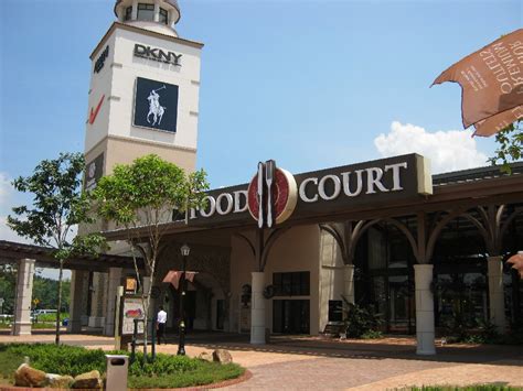 Singapore Walking Routes: Johor Premium Outlets