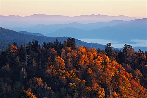 Places To See Fall Colors - Smoky Mountain Travel Guide