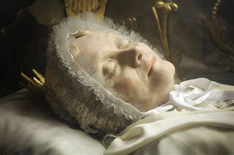 Photographing the Real Bodies of Incorrupt Saints | Incorruptible ...