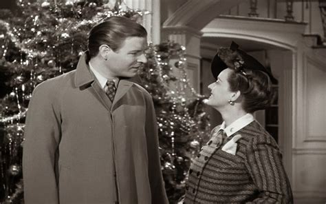 Holiday Film Reviews: The Man Who Came To Dinner