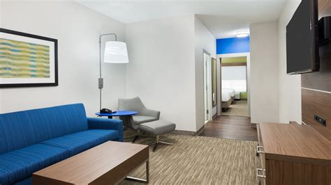 Holiday Inn Express Conversion | Columbus, OH — IIG