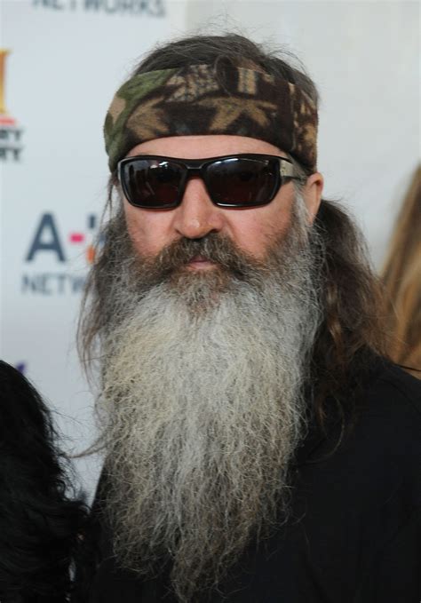 Duck Dynasty’s Phil Robertson Calls Homosexuality Sinful; GLAAD ...