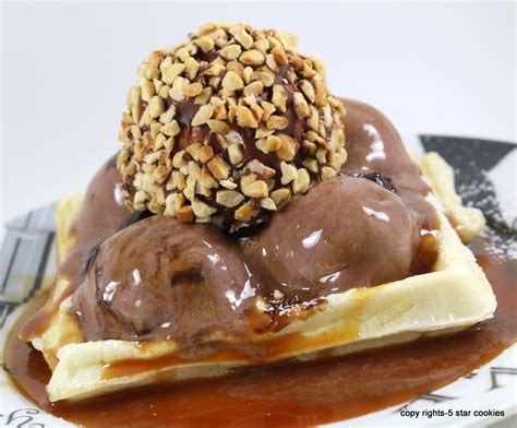 Ice Cream Waffles - Delicious Homemade Recipe - 5 Star Cookies