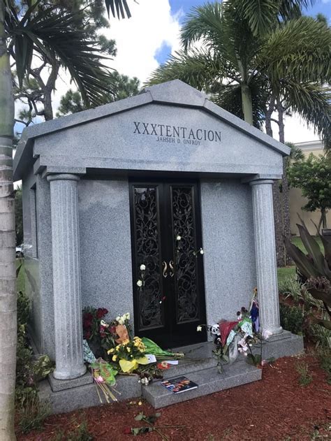 Some pictures I took at x’s grave : r/XXXTENTACION