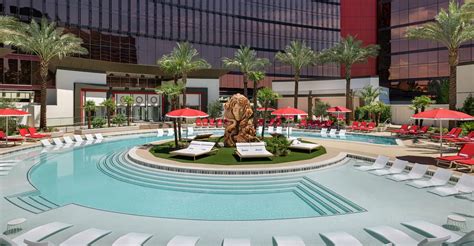 Best Las Vegas Pools & Pool Parties | Travel | Hilton