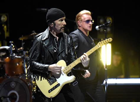 U2 Guitarist The Edge Falls Off Stage | Access Online