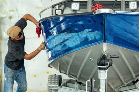 HOW TO PAINT A FIBERGLASS BOAT | Aluminum boat, Aluminum boat paint ...