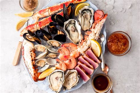 Chilled Seafood Platter - The Little Ferraro Kitchen