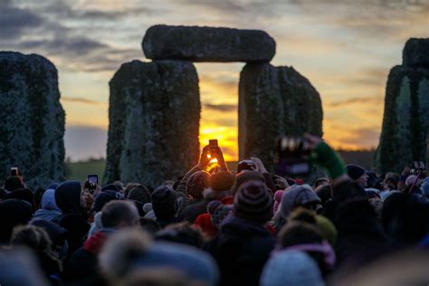 Winter Solstice at Stonehenge 2022 - all you need to know