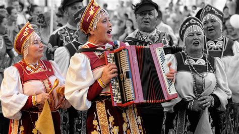 10 Russian folk musical instruments you need to know - Russia Beyond