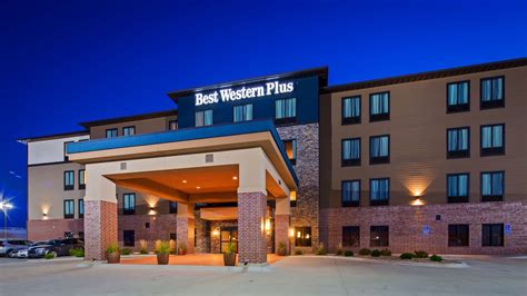 Best Western Plus Lincoln Inn & Suites - I-80, Exit 403, NE - See Discounts