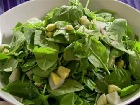 Best Easy Wilted Spinach Salad Recipes