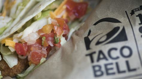 The Taco Bell Limited Menu Reddit Wishes Would Make A Comeback