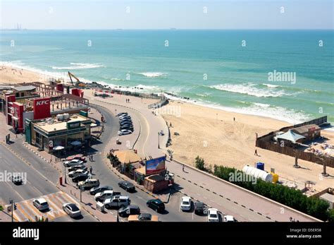 Ajman corniche hi-res stock photography and images - Alamy