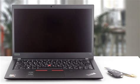 Lenovo ThinkPad T14s review – high-performance processors and a Privacy ...